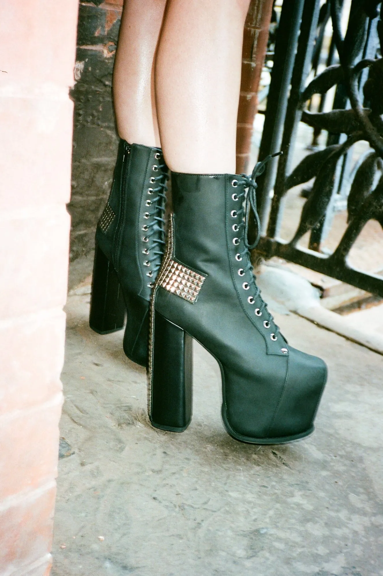 New Jeffrey Campbell BL-CROSS Blackwashedsilver