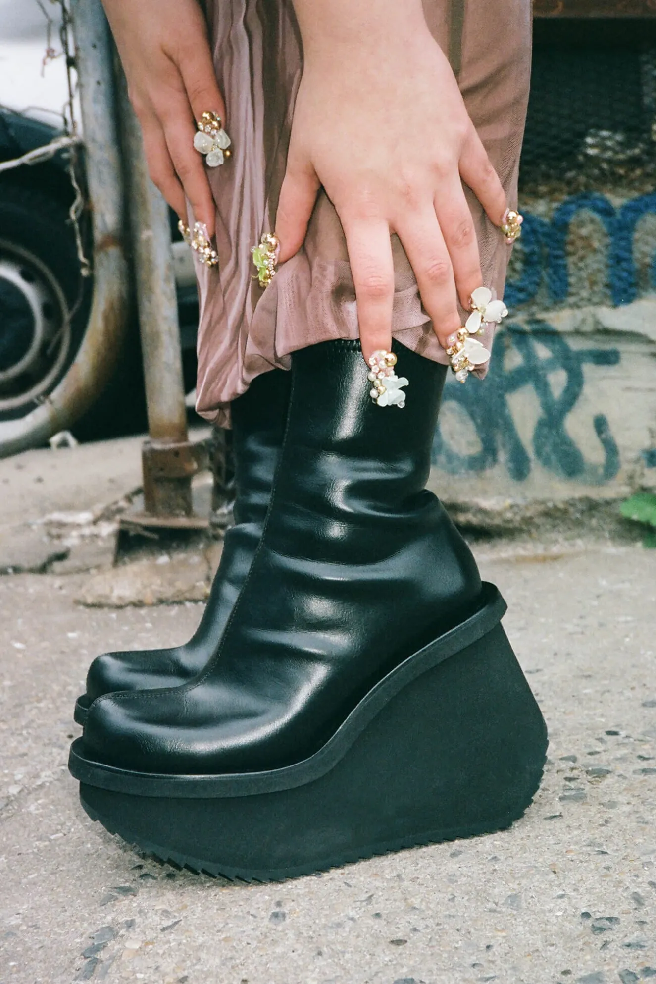 Fashion Jeffrey Campbell CONSTRUCTS Black